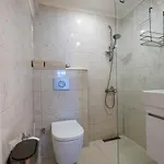 Ezgi's With Terrace In דירה *