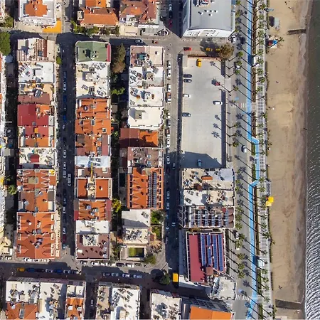 Ezgi's With Terrace In Apartamento *