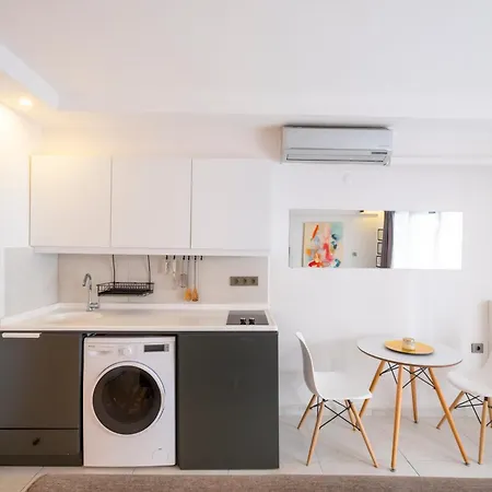 Ezgi's With Terrace In マルマリス